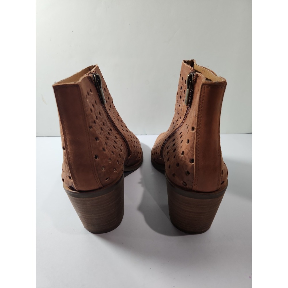 Lucky Brand Painina Tan Leather Perforated Woven Ankle Boots Womens 8.5 M 39 - Picture 4 of 8